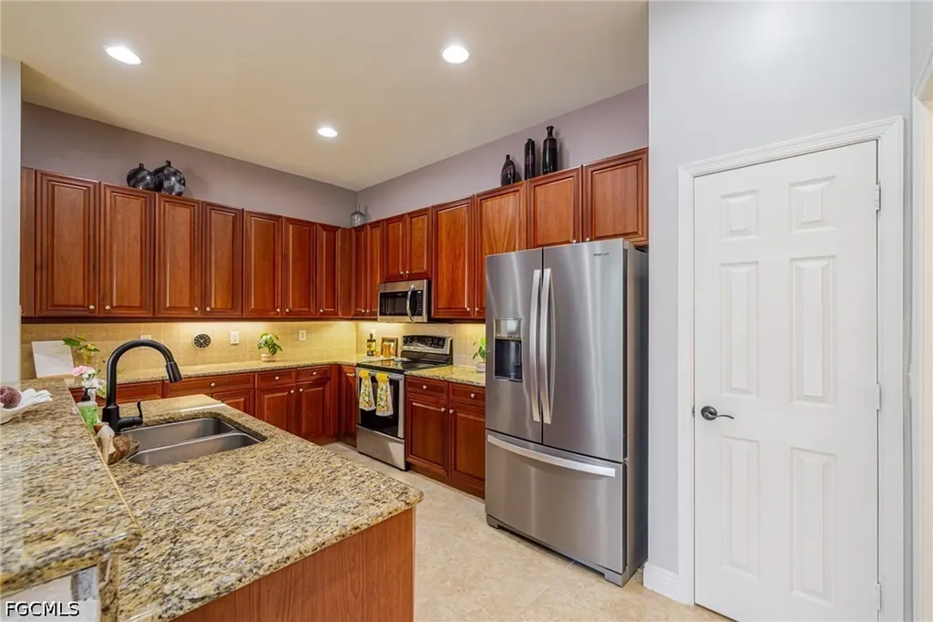 5643 Kensington Loop Fort Myers FL 33912