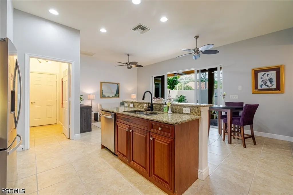 5643 Kensington Loop Fort Myers FL 33912
