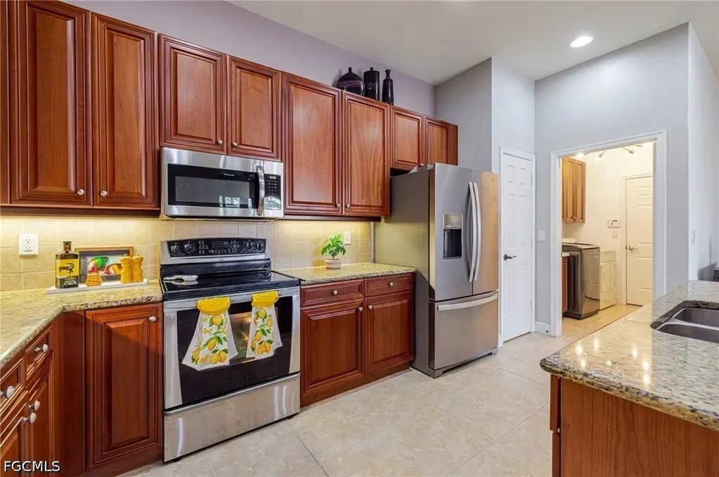 5643 Kensington Loop Fort Myers FL 33912