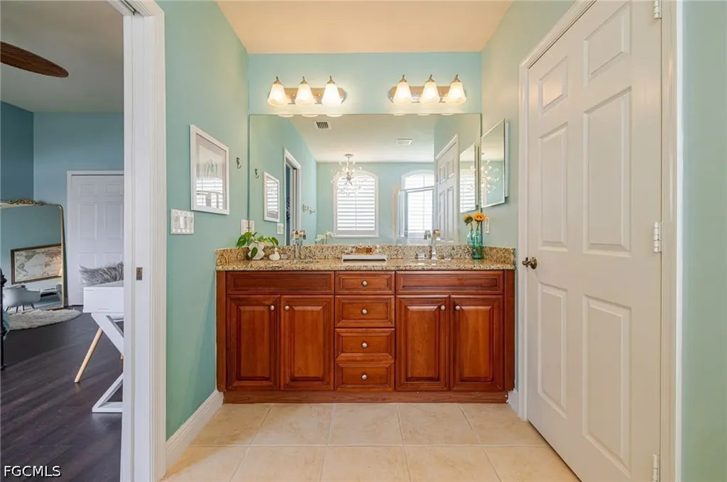 5643 Kensington Loop Fort Myers FL 33912