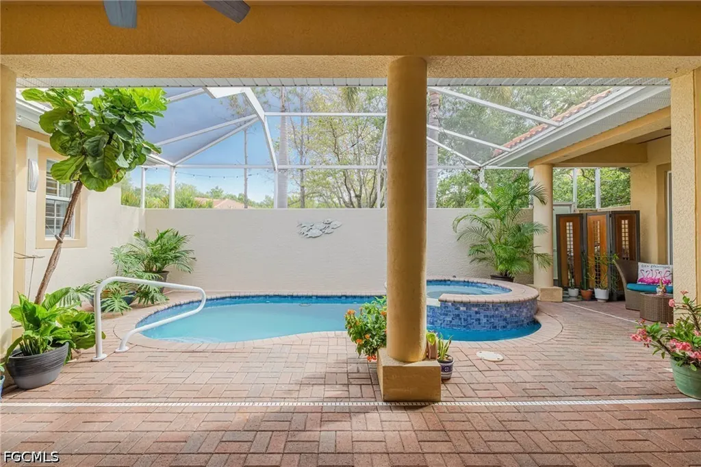 5643 Kensington Loop Fort Myers FL 33912