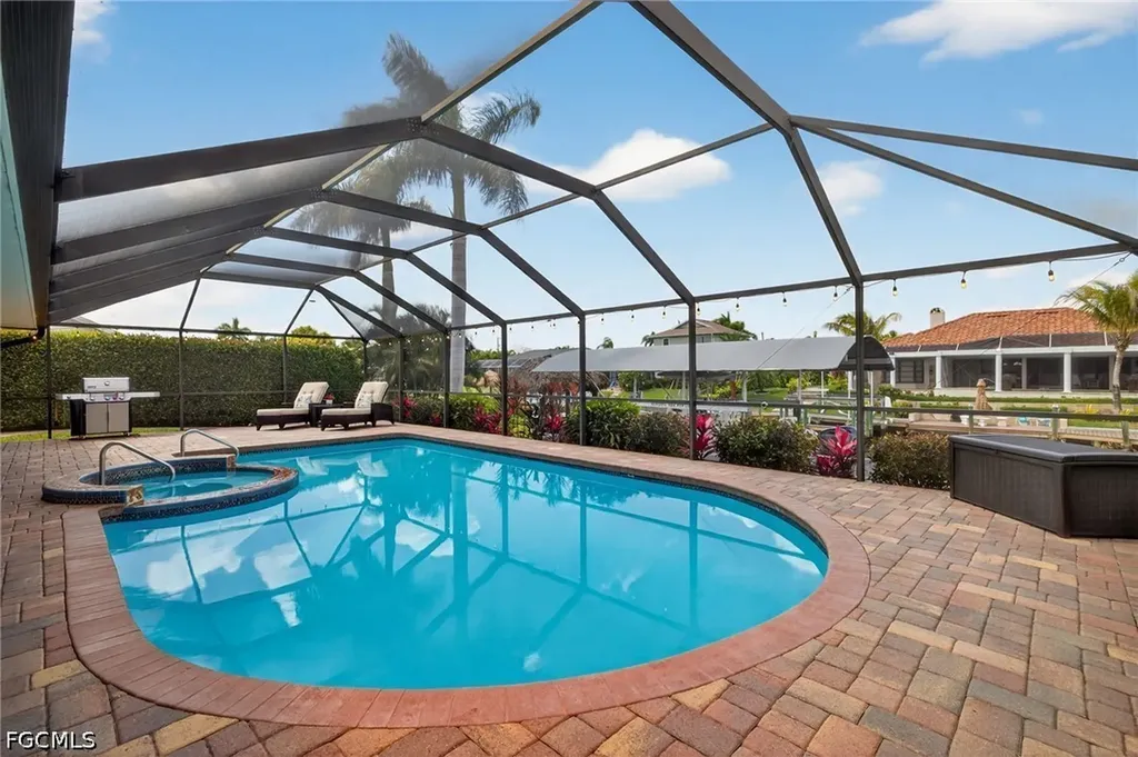 2317 SE 27th Terrace Cape Coral FL 33904