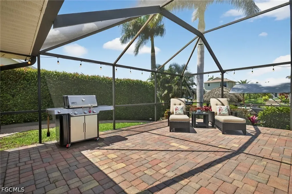 2317 SE 27th Terrace Cape Coral FL 33904
