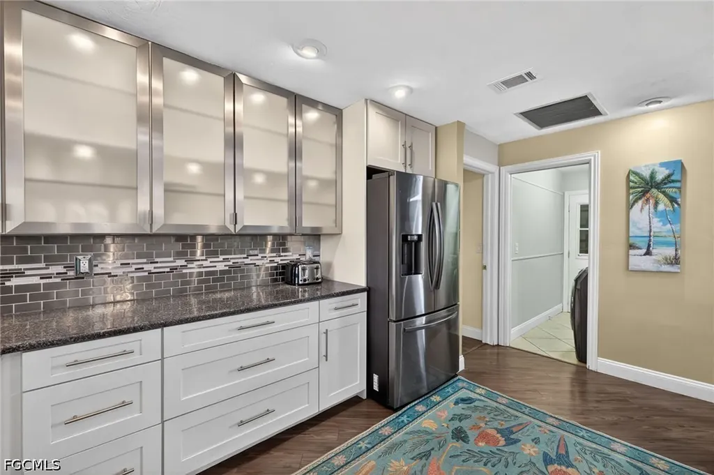 2317 SE 27th Terrace Cape Coral FL 33904
