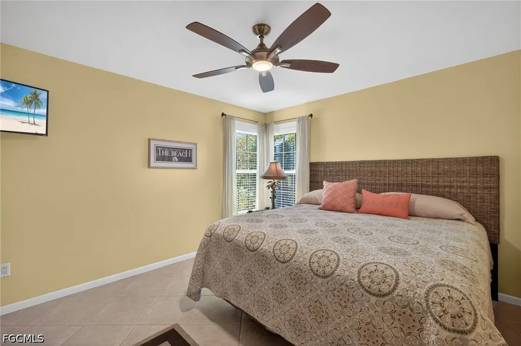 2317 SE 27th Terrace Cape Coral FL 33904