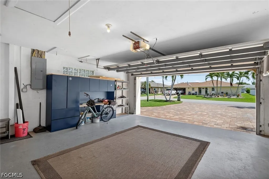 2317 SE 27th Terrace Cape Coral FL 33904