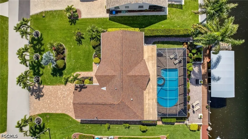 2317 SE 27th Terrace Cape Coral FL 33904