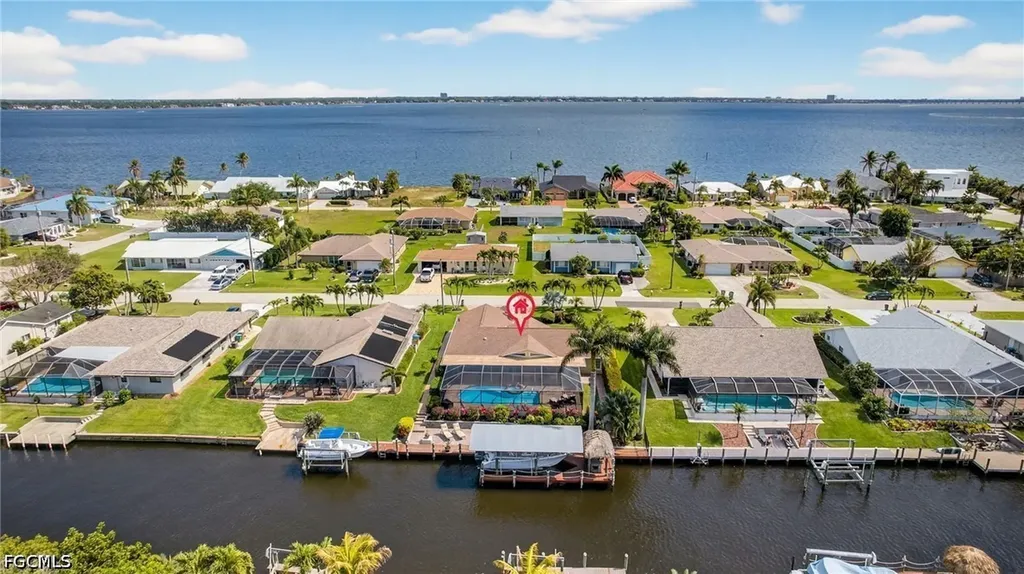 2317 SE 27th Terrace Cape Coral FL 33904
