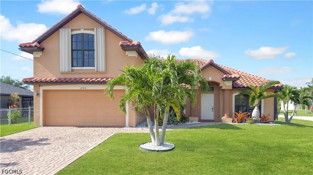 205 SW 42nd Street Cape Coral FL 33914