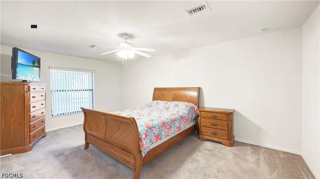 205 SW 42nd Street Cape Coral FL 33914