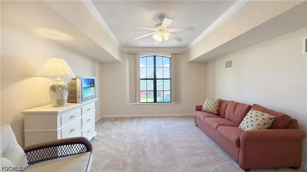 205 SW 42nd Street Cape Coral FL 33914