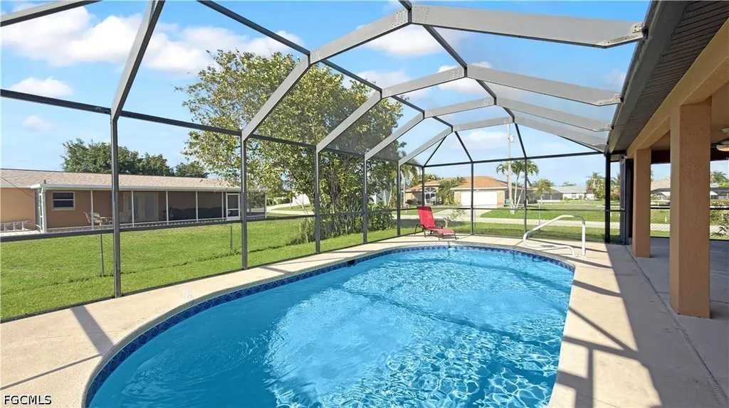 205 SW 42nd Street Cape Coral FL 33914