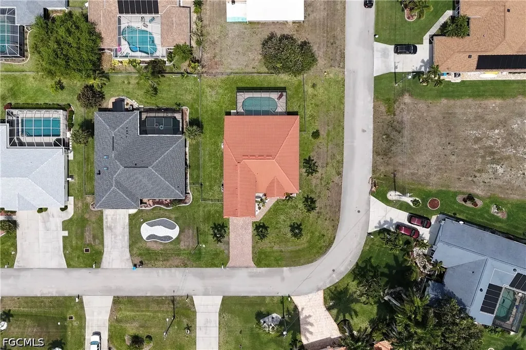205 SW 42nd Street Cape Coral FL 33914