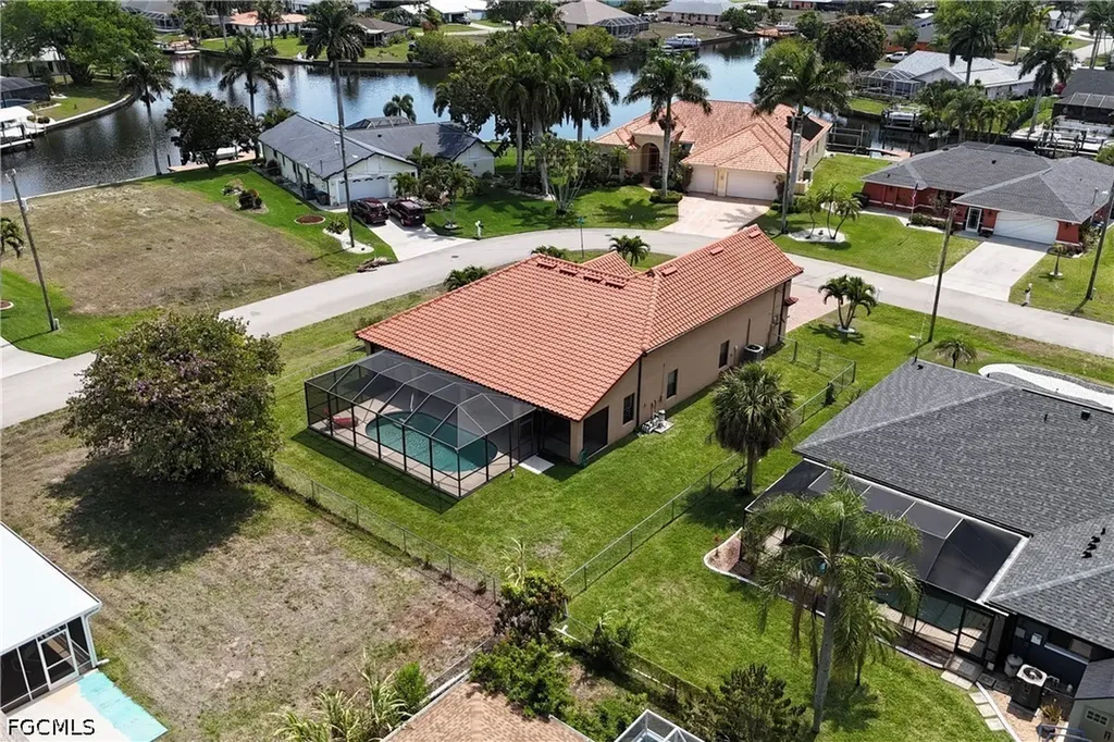 205 SW 42nd Street Cape Coral FL 33914