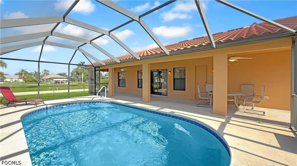205 SW 42nd Street Cape Coral FL 33914