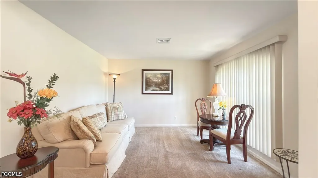 205 SW 42nd Street Cape Coral FL 33914