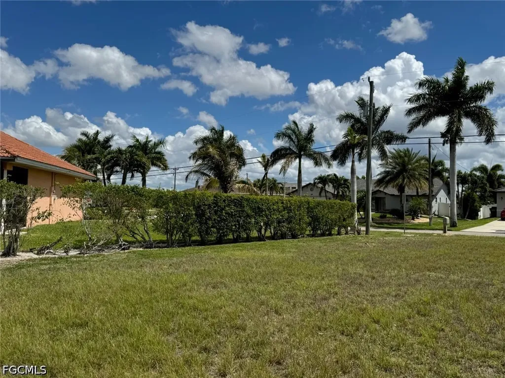 4232 SW 21st Place Cape Coral FL 33914