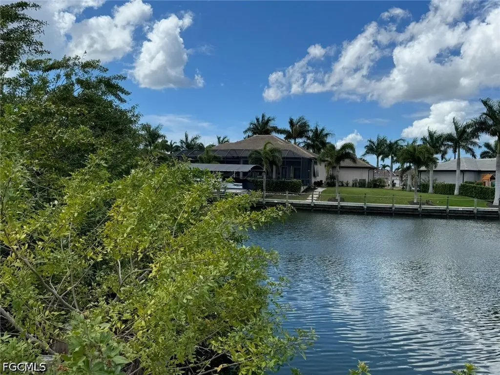 4232 SW 21st Place Cape Coral FL 33914
