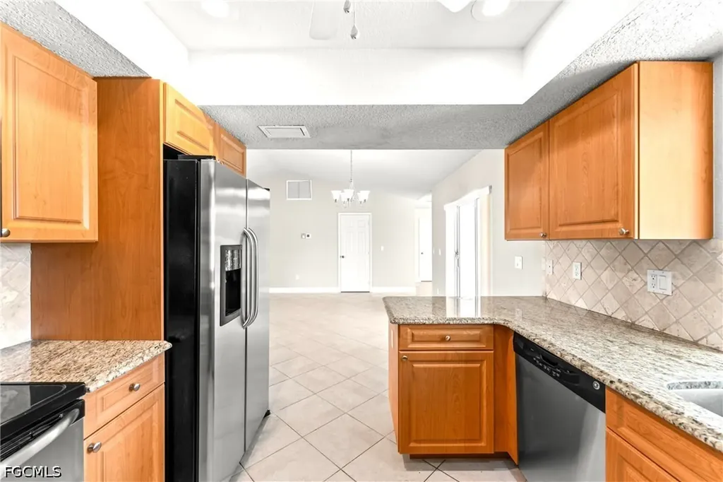 1422 SE 15th Terrace Cape Coral FL 33990