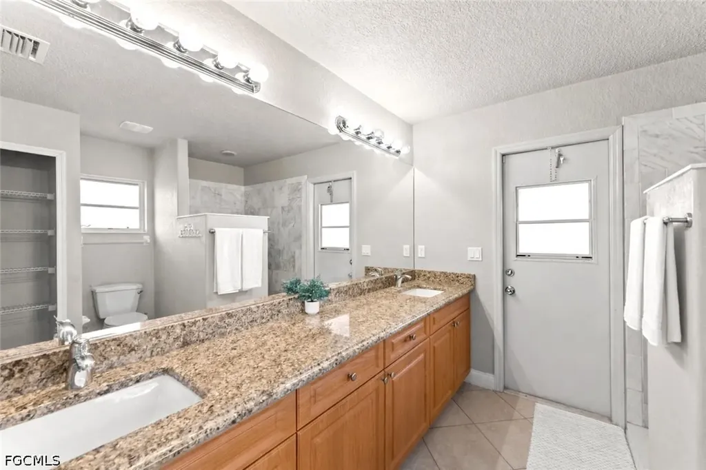 1422 SE 15th Terrace Cape Coral FL 33990