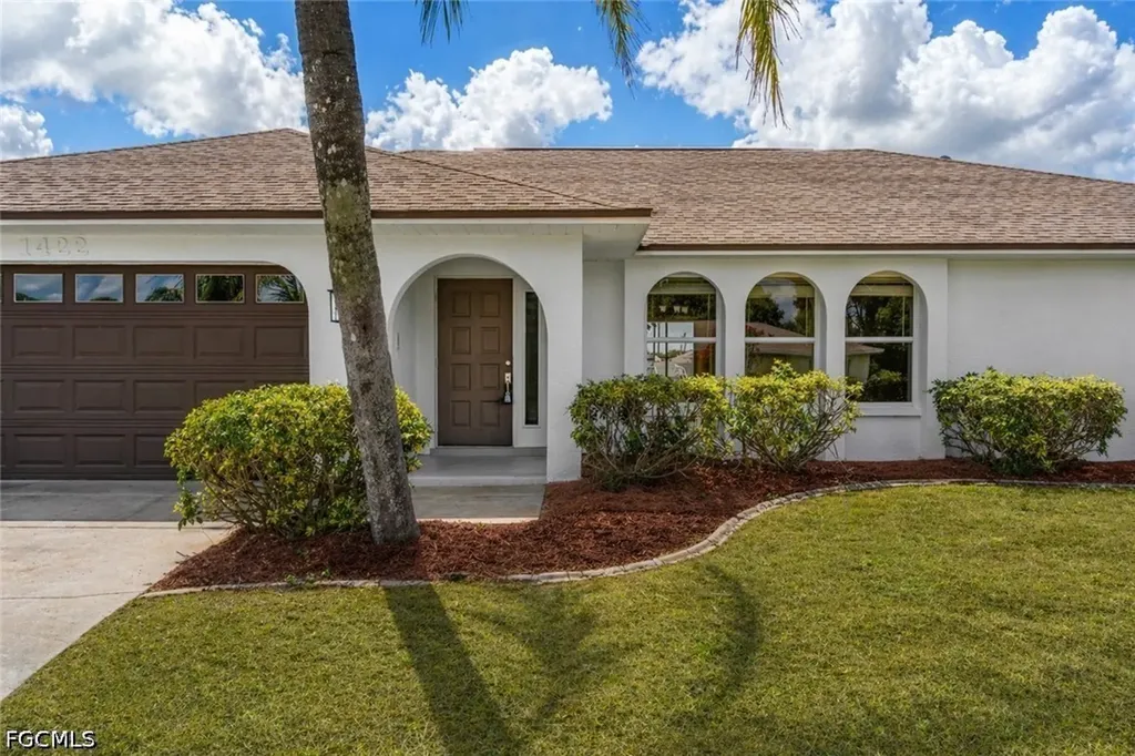1422 SE 15th Terrace Cape Coral FL 33990