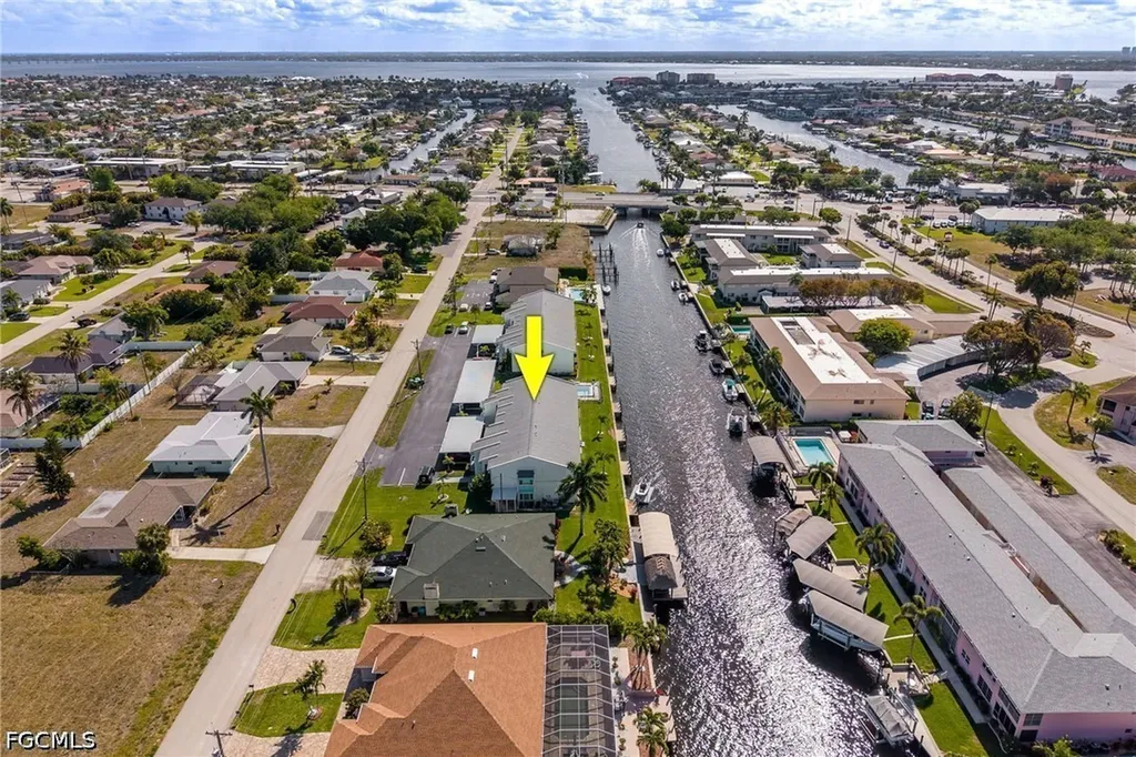 1322 SE 40th Street Cape Coral FL 33904