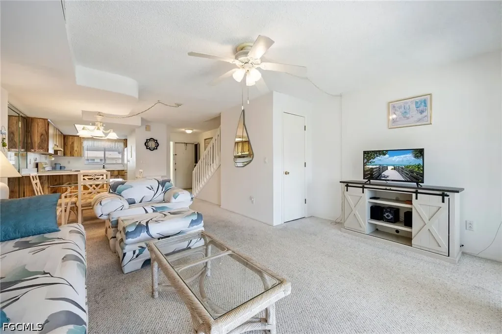1322 SE 40th Street Cape Coral FL 33904