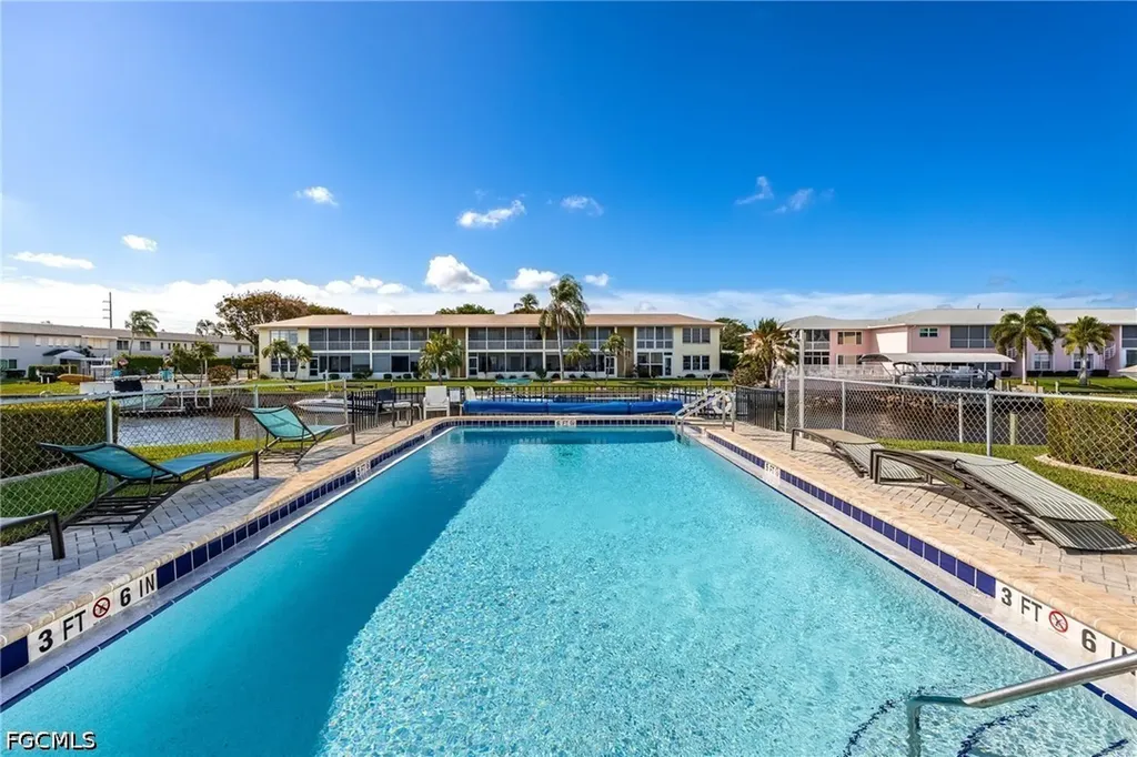 1322 SE 40th Street Cape Coral FL 33904