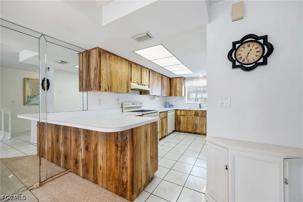 1322 SE 40th Street Cape Coral FL 33904