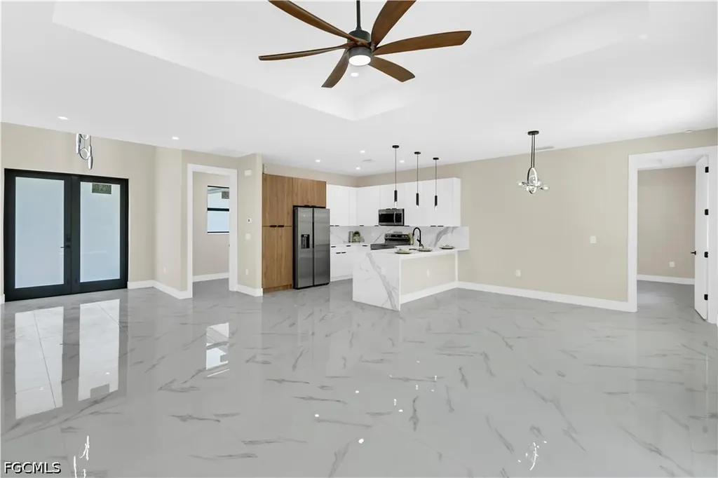 2102 E 13th Street Lehigh Acres FL 33972