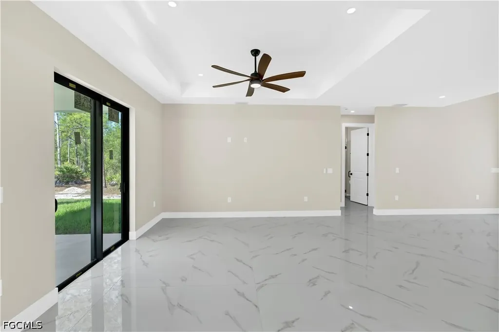 2102 E 13th Street Lehigh Acres FL 33972
