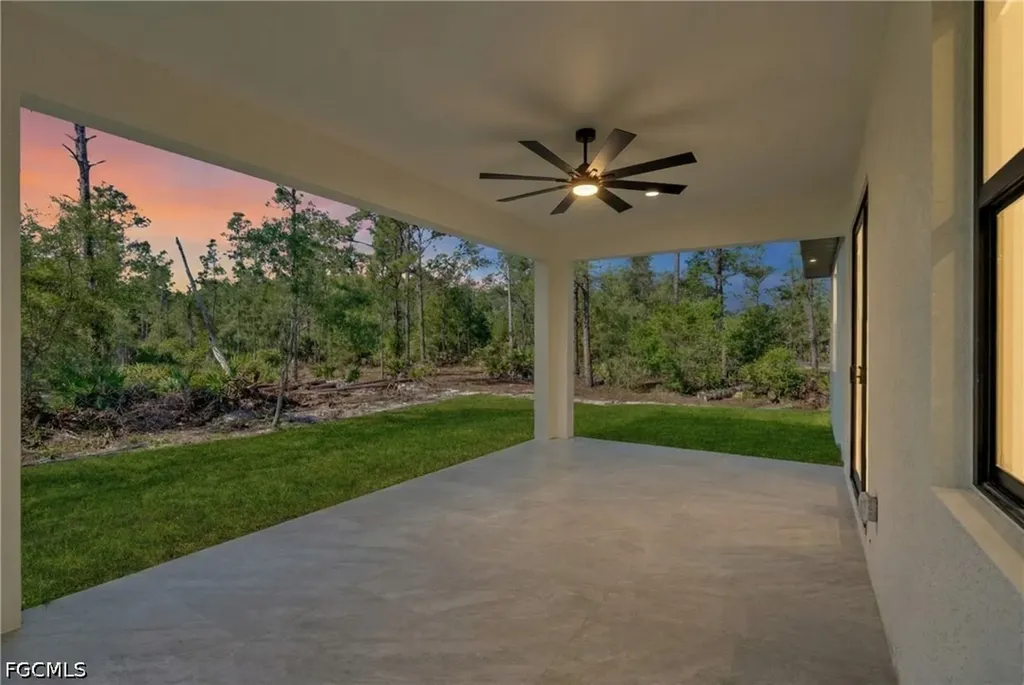 2102 E 13th Street Lehigh Acres FL 33972