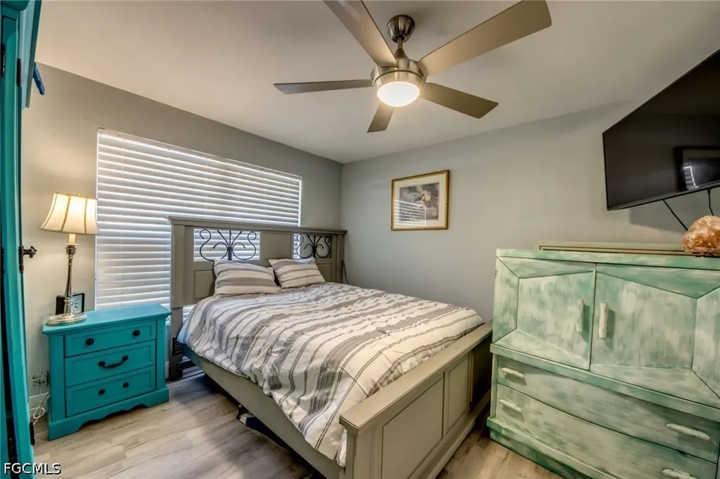 912 SE 24th Avenue Cape Coral FL 33990