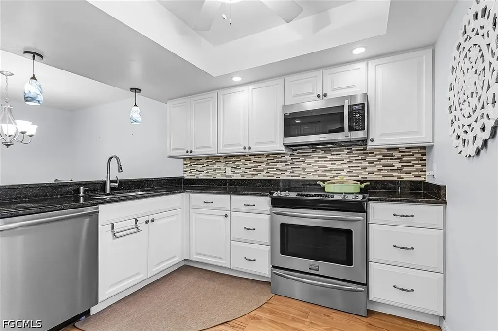 10101 Maddox Lane Bonita Springs FL 34135