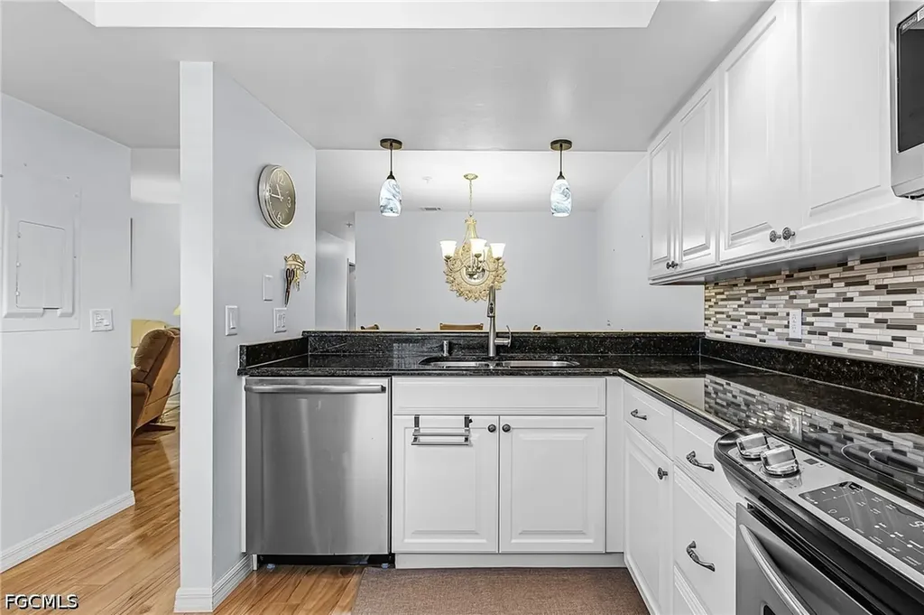 10101 Maddox Lane Bonita Springs FL 34135