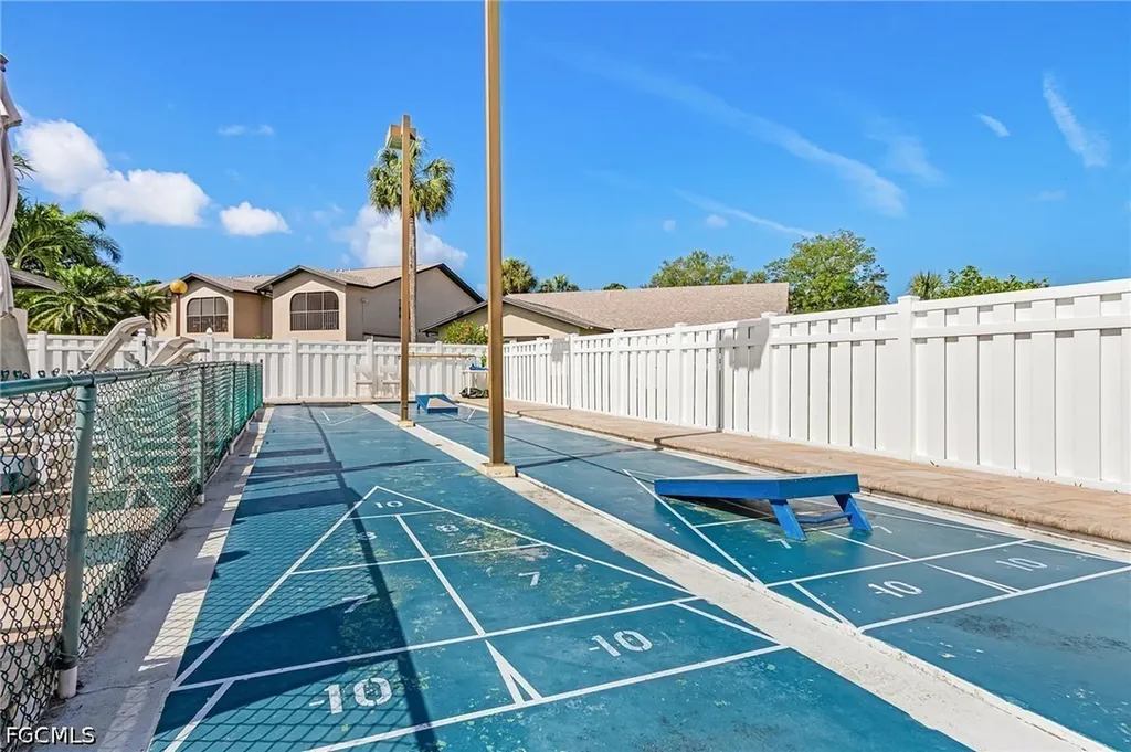 10101 Maddox Lane Bonita Springs FL 34135