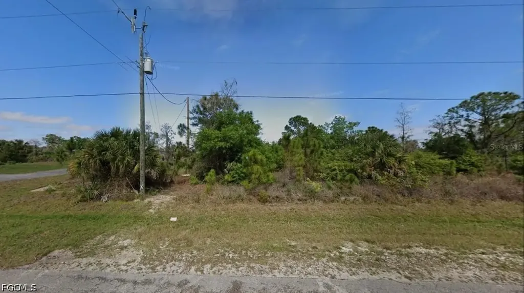 3483 29th Avenue NE Naples FL 34120