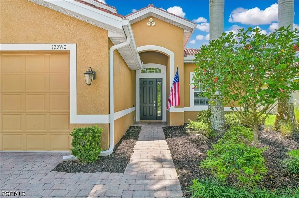 12760 Seaside Key Court North Fort Myers FL 33903