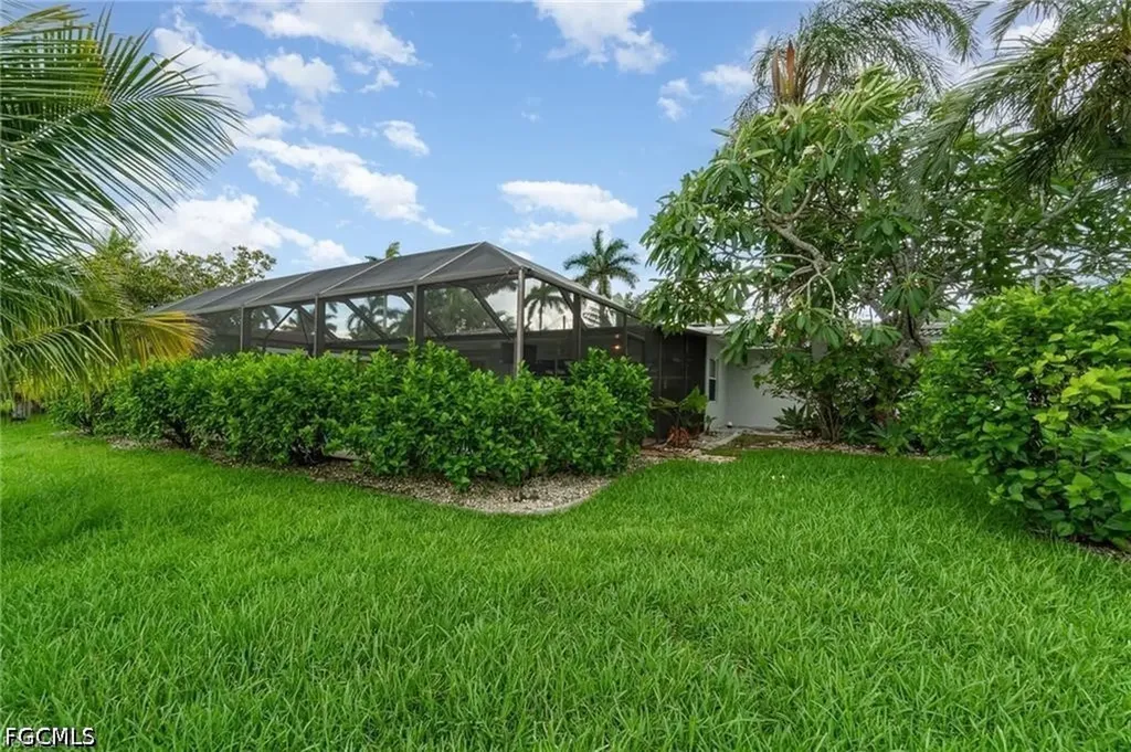 163 SW 51st Terrace Cape Coral FL 33914