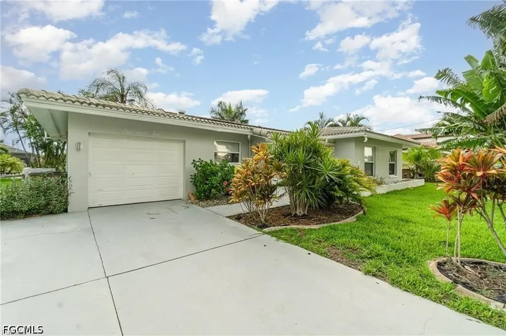 163 SW 51st Terrace Cape Coral FL 33914