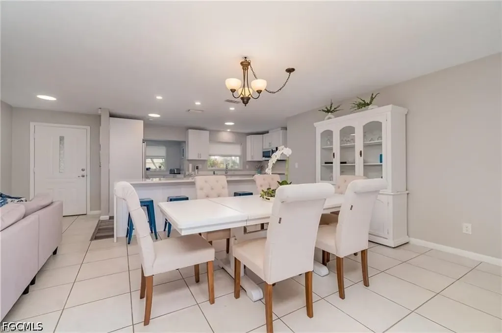 163 SW 51st Terrace Cape Coral FL 33914