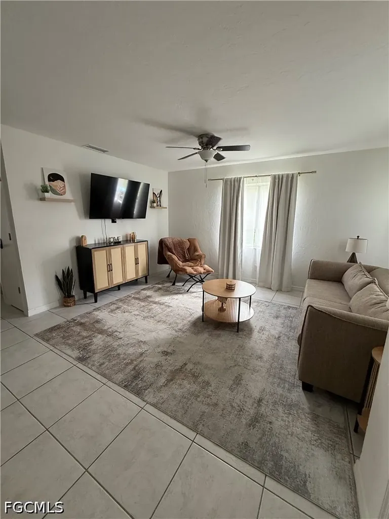 525 SE Van Loon Terrace Cape Coral FL 33990