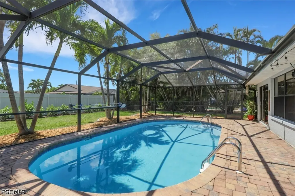 1436 SE 17th Terrace Cape Coral FL 33990