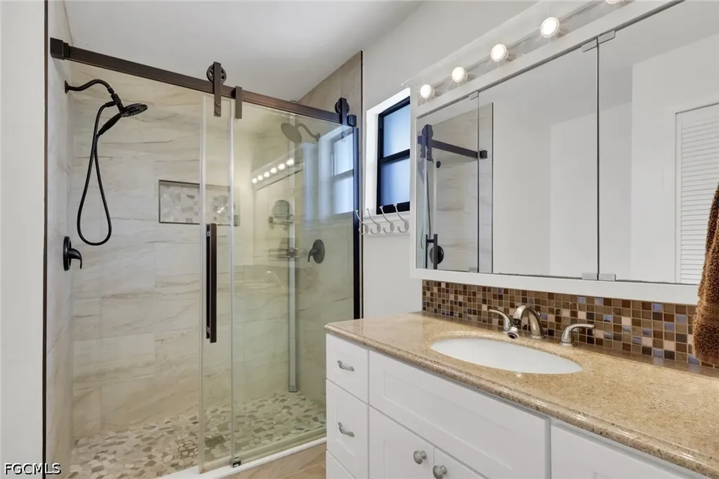 1436 SE 17th Terrace Cape Coral FL 33990