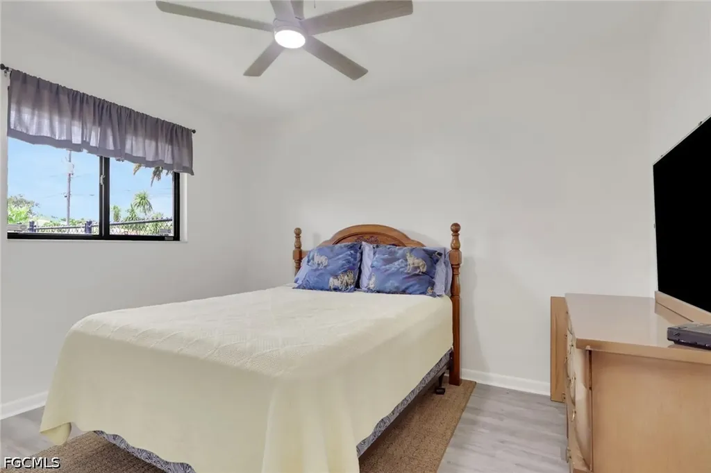 1436 SE 17th Terrace Cape Coral FL 33990