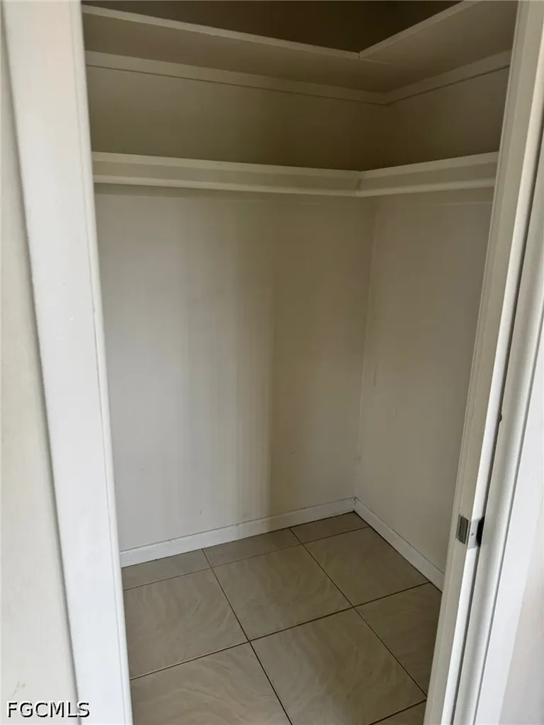 1437 SE 21st Lane Cape Coral FL 33990