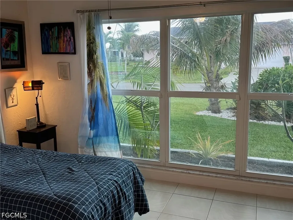 1437 SE 21st Lane Cape Coral FL 33990
