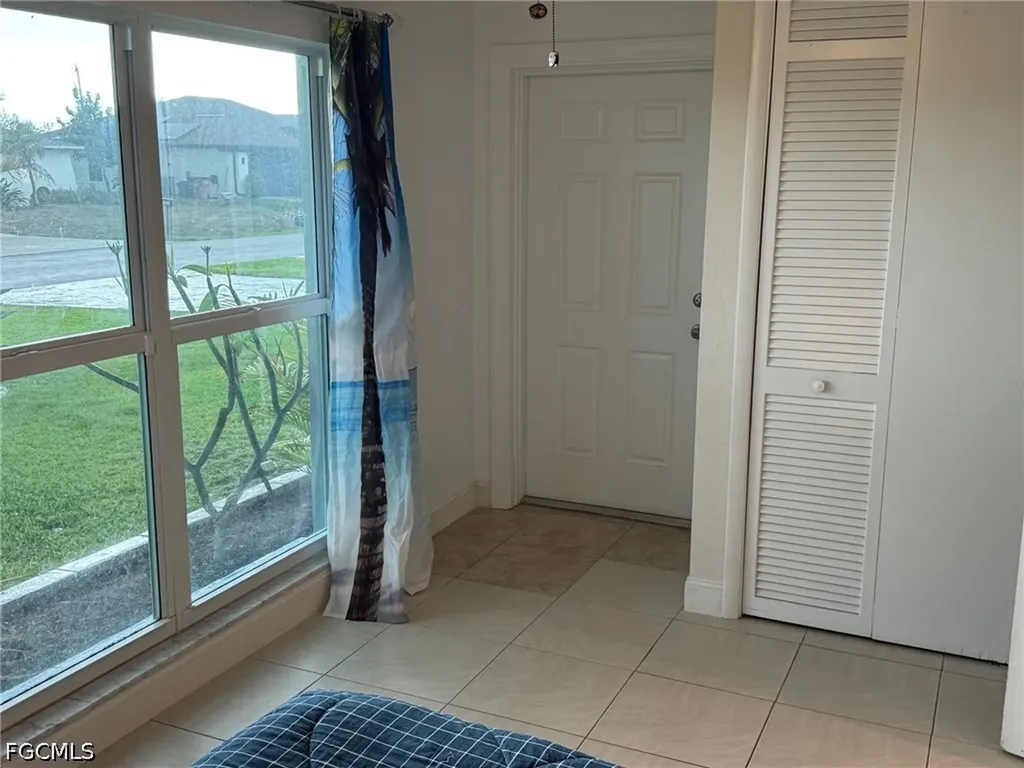1437 SE 21st Lane Cape Coral FL 33990