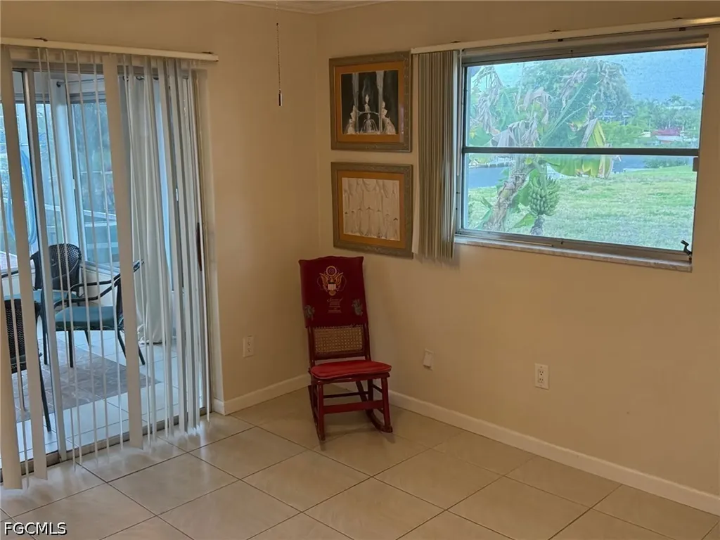 1437 SE 21st Lane Cape Coral FL 33990