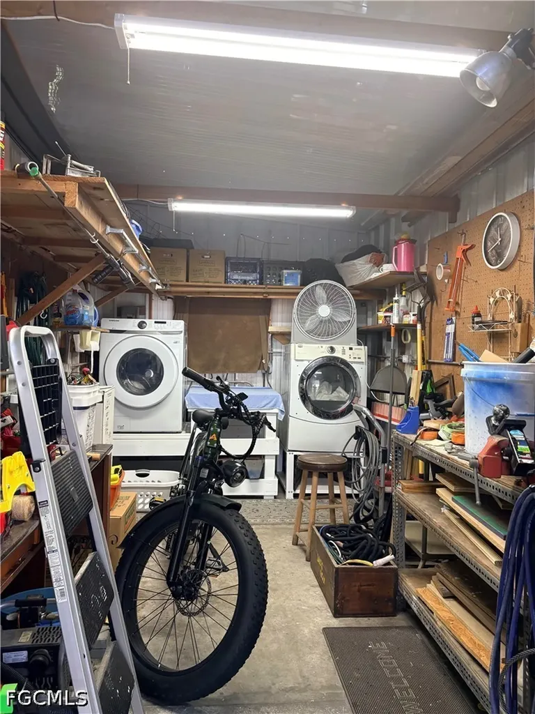 2787 Breezewood Drive North Fort Myers FL 33917